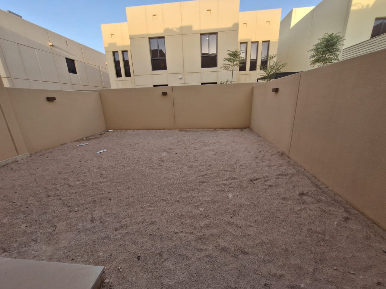  🏡 *Modern Townhouse for Rent in Sedra (Roshn) – Stylish & Family-Friendly* 👨‍👩‍👧‍👦